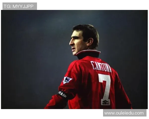 全球足坛传奇球星的辉煌历程与影响力探讨